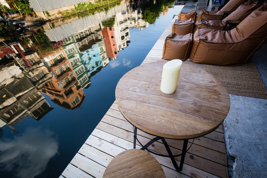 Canale Hostel Bangkok Buitenkant foto