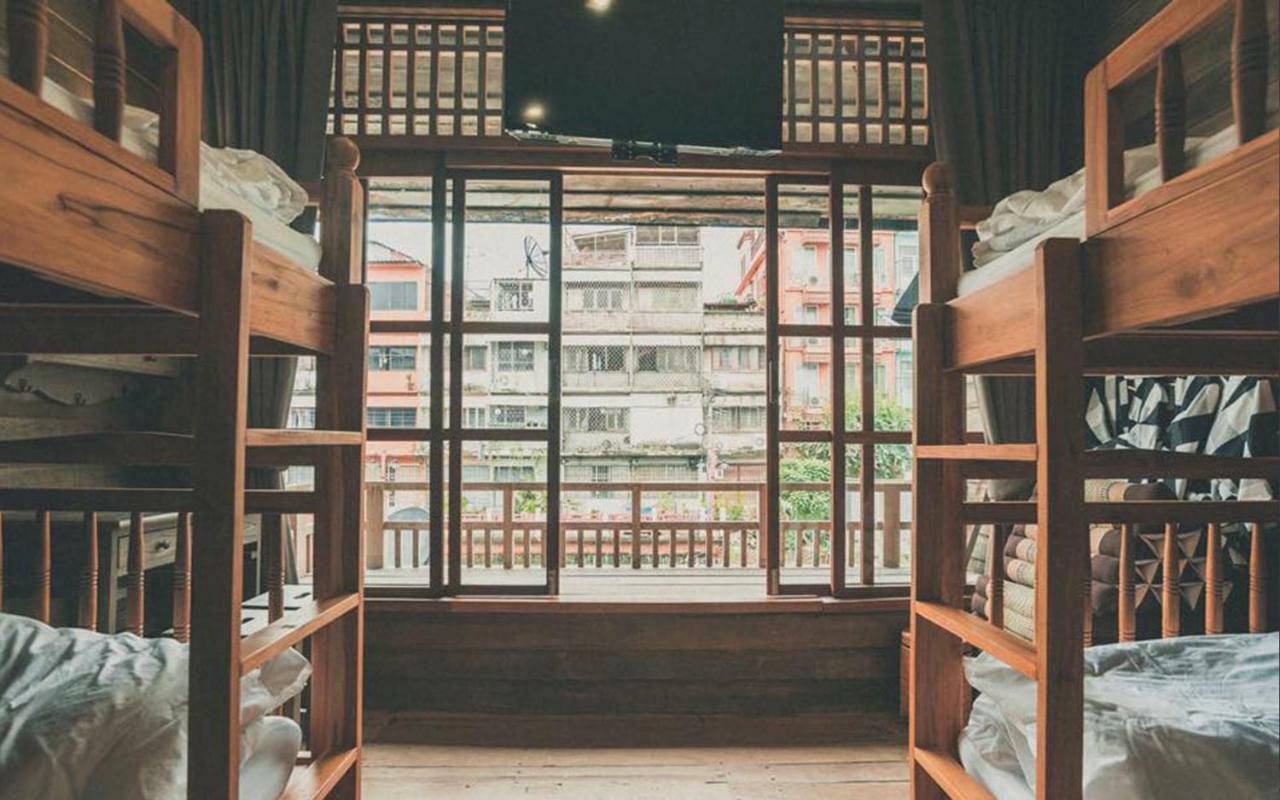 Canale Hostel Bangkok Buitenkant foto